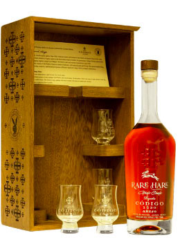 CODIGO PLAYBOY RARE HARE ANEJO TEQUILA SET