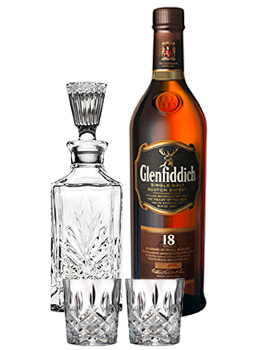 GLENFIDDICH 18 YEAR OLD SINGLE MALT - 750ML COLLABORATION GIFT SET                                                              