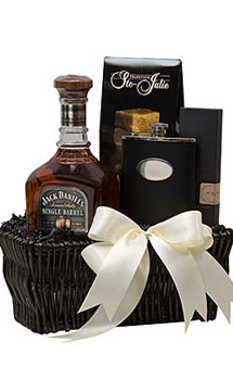 TRAVEL IN STYLE GIFT BASKET        